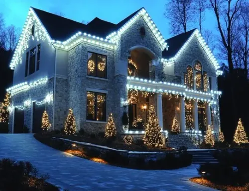 Marietta Christmas Lighting Guide: East Cobb vs West Cobb Installation Considerations