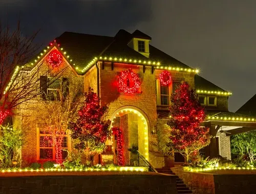 Woodstock Family Christmas Light Safety: A Parent's Guide to Professional Installation