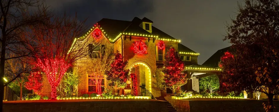 Woodstock Family Christmas Light Safety: Professional Installation for Peace of Mind