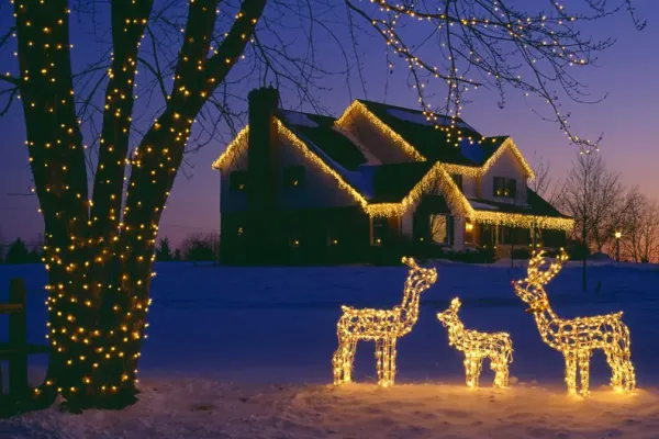 Christmas light installation cost in North Atlanta