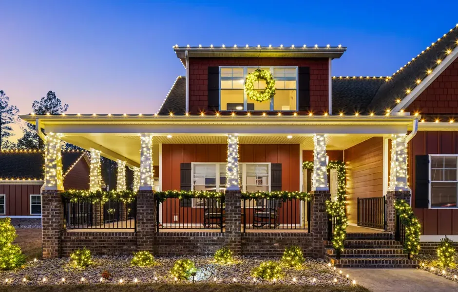 Commercial Christmas Light Installation in North Atlanta: A Guide for Businesses, HOAs, and Property Managers