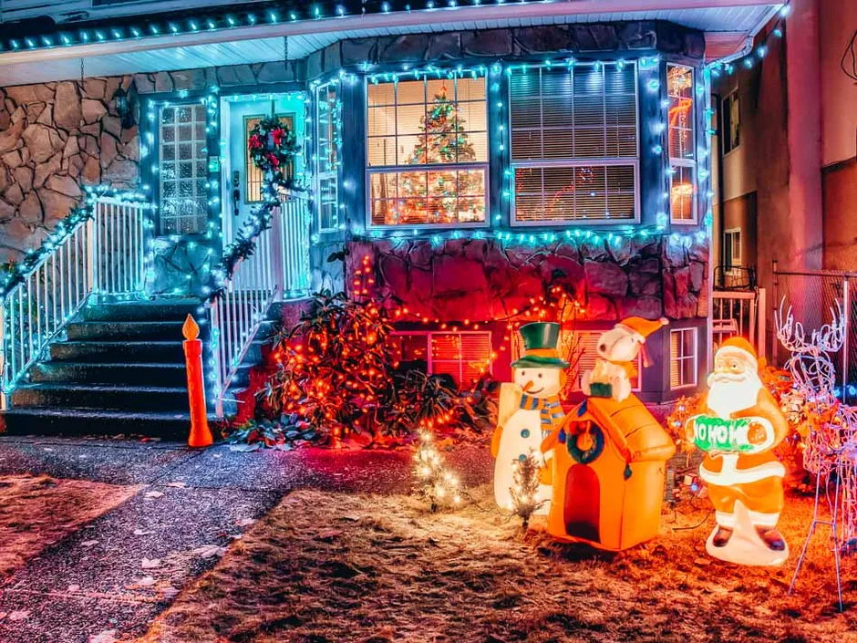Johns Creek Luxury Christmas Light Installation: Estate-Quality Holiday Displays