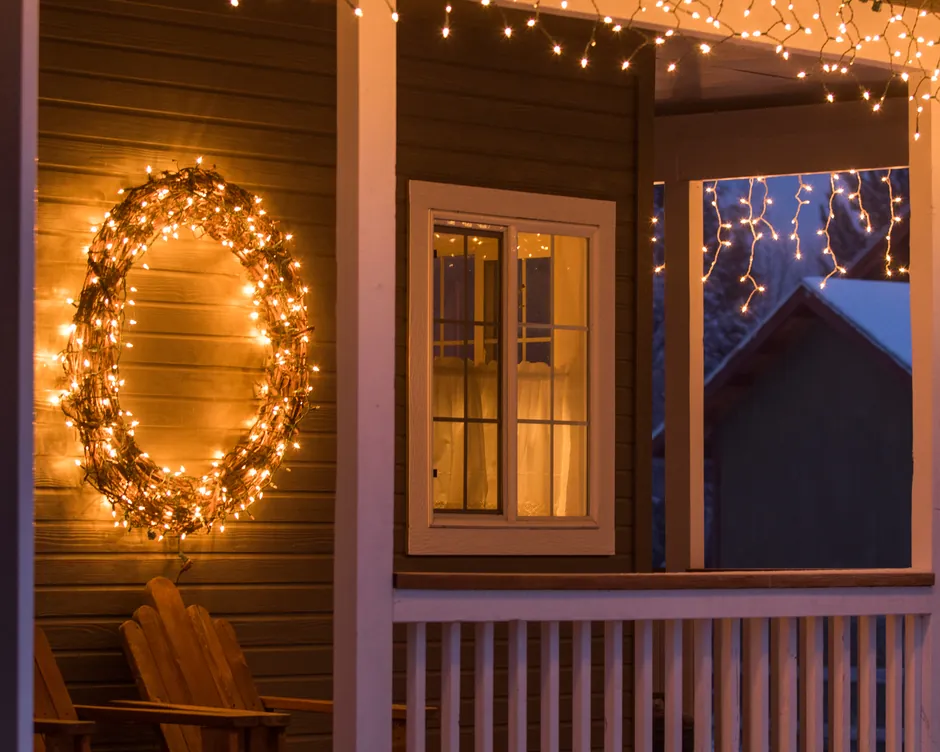 Christmas light installation across Dunwoody neighborhoods