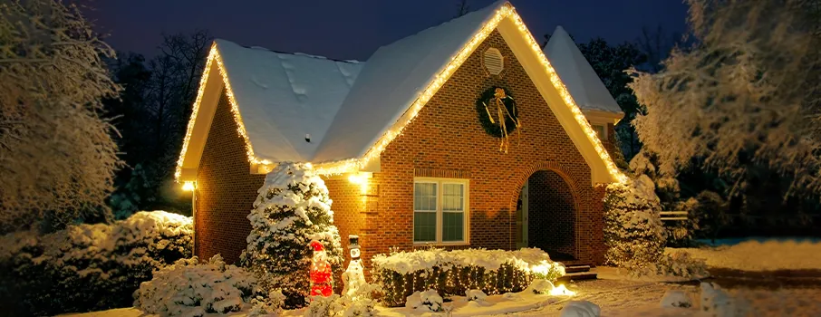 Holiday lighting for Sandy Springs homes